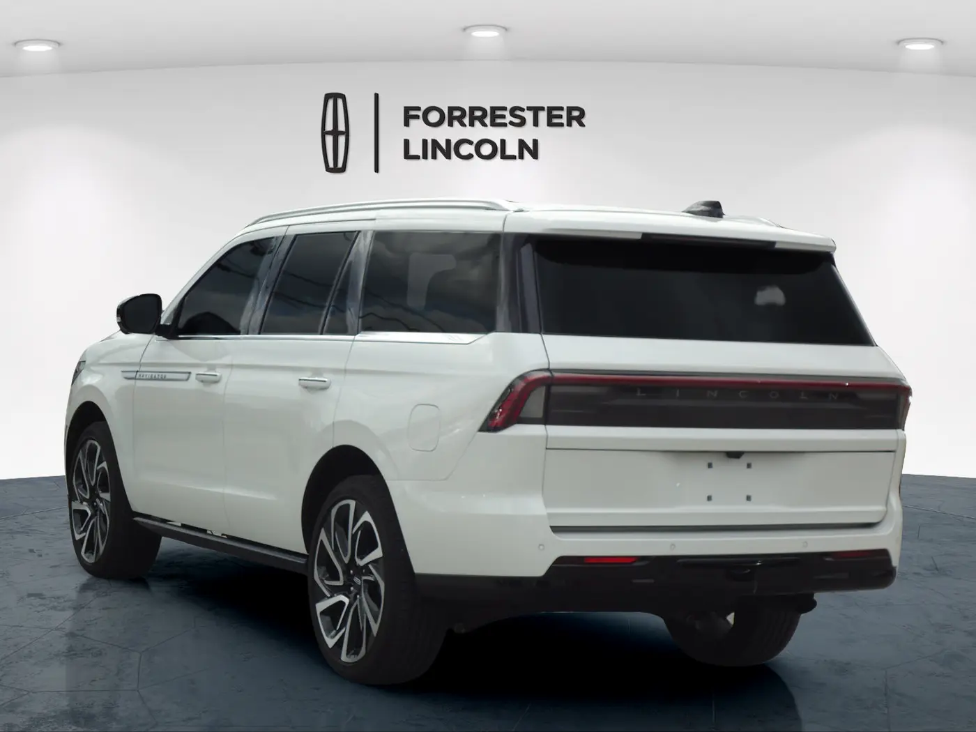 2026 Lincoln Navigator - $94,900