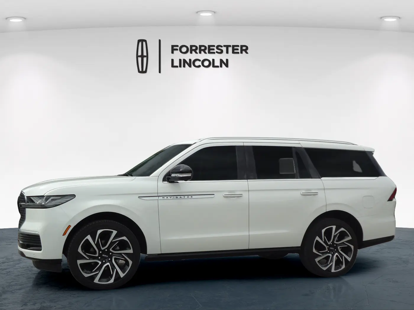 2026 Lincoln Navigator - $94,900