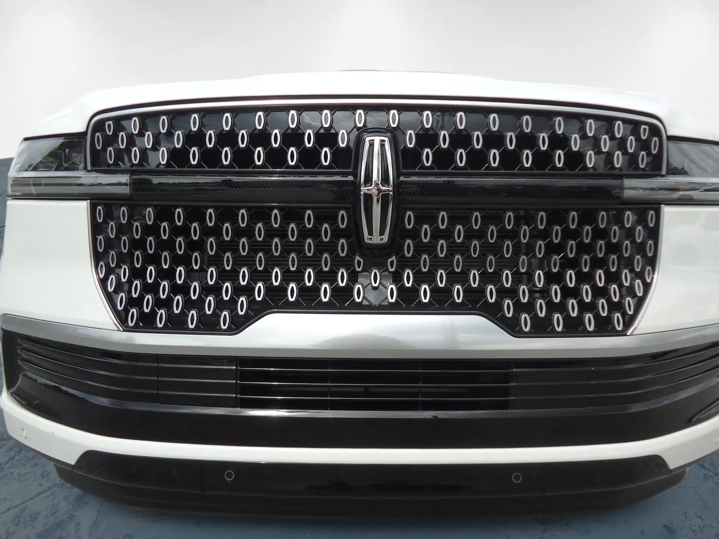 2026 Lincoln Navigator - $94,900