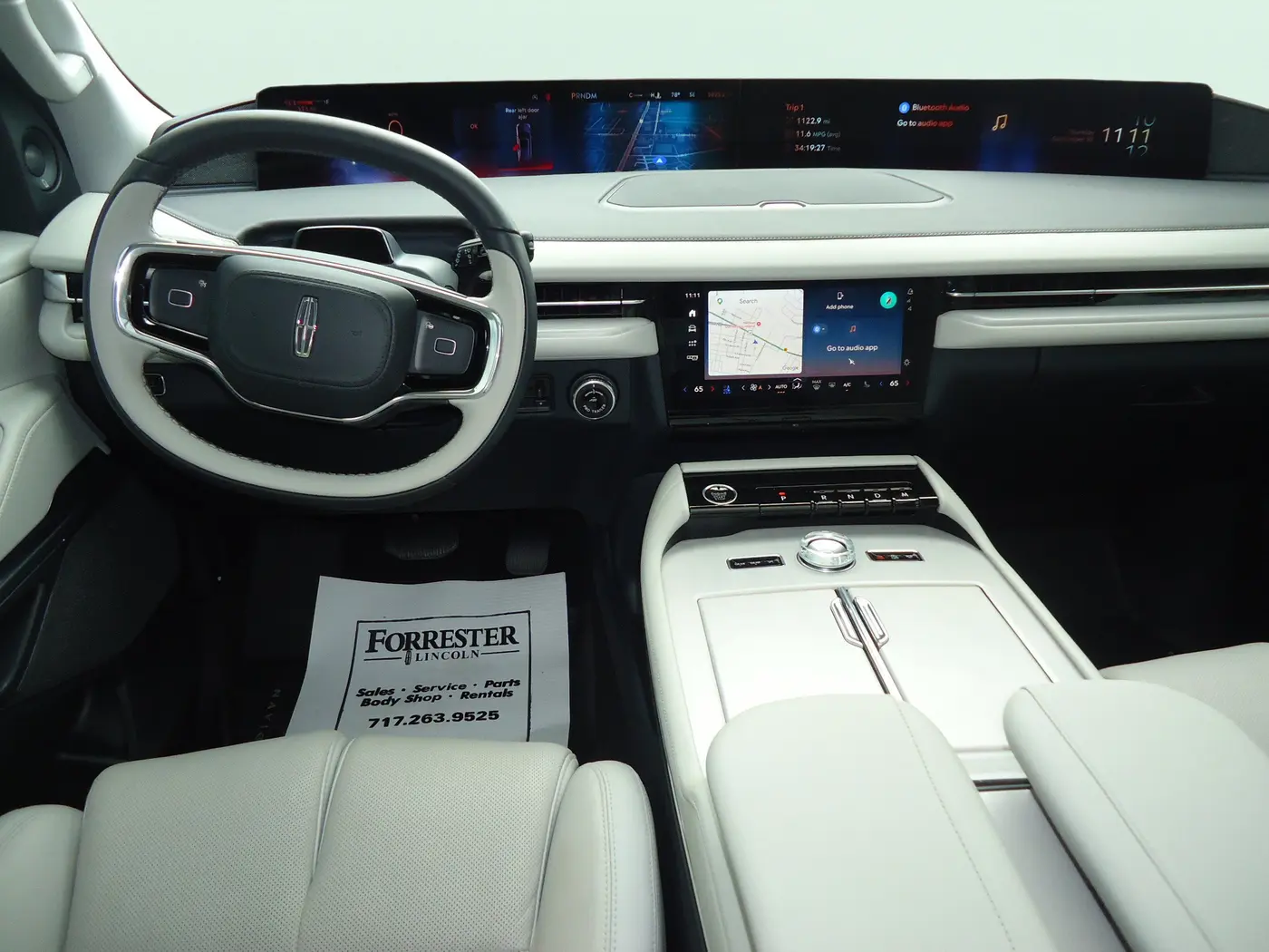 2026 Lincoln Navigator - $94,900