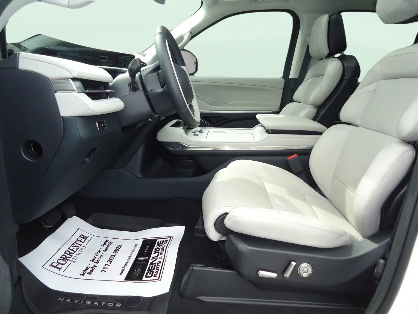 2026 Lincoln Navigator - $94,900