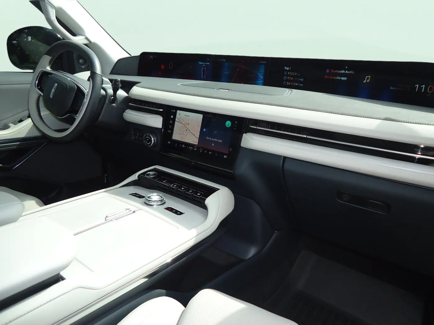 2026 Lincoln Navigator - $94,900