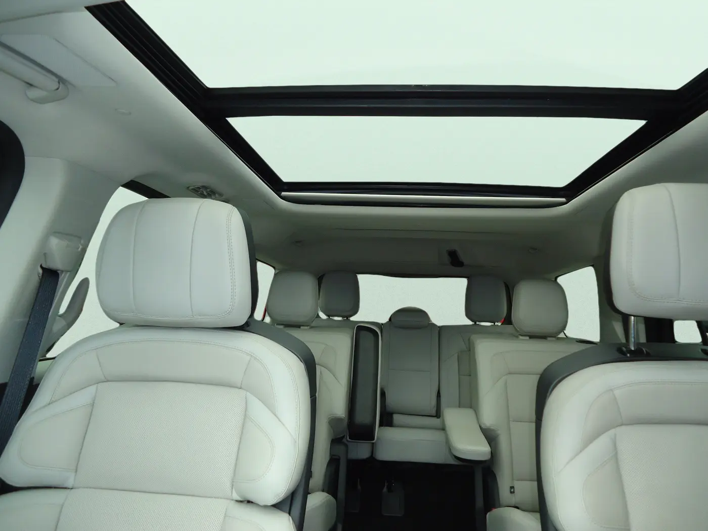 2026 Lincoln Navigator - $94,900