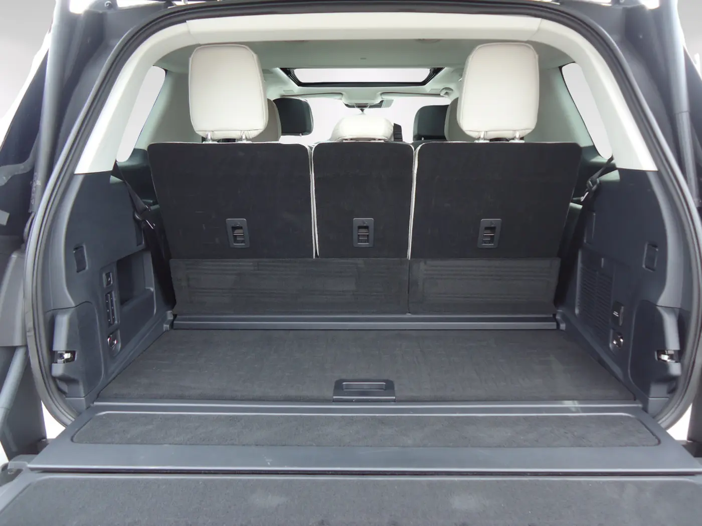 2026 Lincoln Navigator - $94,900