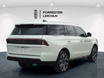 2026 Navigator Thumbnail 3