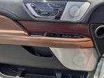 2023 Navigator Thumbnail 35
