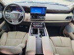 2023 Navigator Thumbnail 17