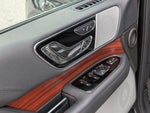 2023 Navigator Thumbnail 24
