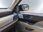 2023 Navigator Thumbnail 13