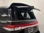 2023 Navigator Thumbnail 8