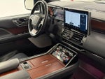 2023 Navigator Thumbnail 12
