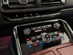 2023 Navigator Thumbnail 30