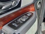 2024 Navigator Thumbnail 10