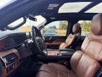 2024 Navigator Thumbnail 10
