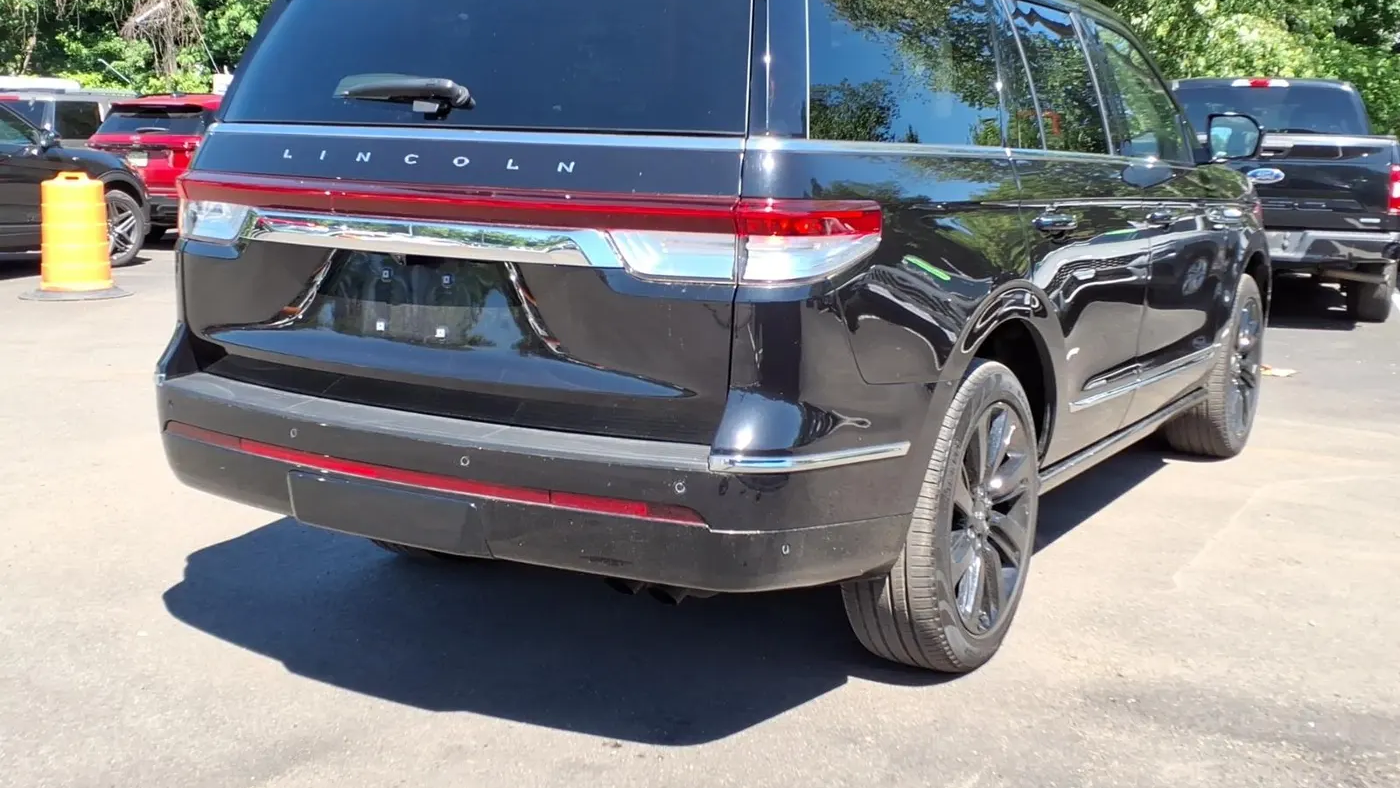 2024 Lincoln Navigator Reserve