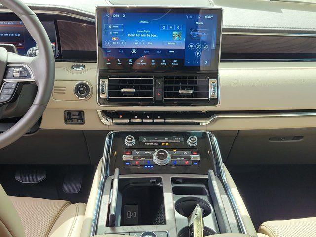 2024 Lincoln Navigator - $70,789