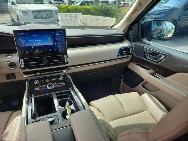 2024 Lincoln Navigator - $70,789
