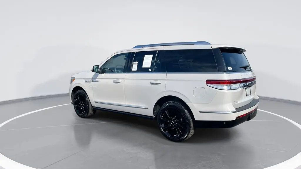2024 Lincoln Navigator Reserve