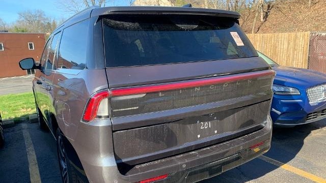 2025 Lincoln Navigator Reserve