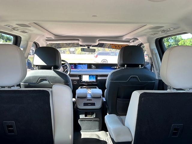 2025 Lincoln Navigator - $83,788
