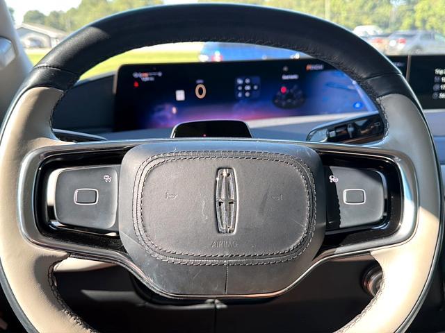 2025 Lincoln Navigator - $83,788