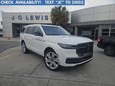 Photo of a 2025 Lincoln Navigator 4X4 Reserve 4DR SUV for sale