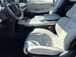 2025 Navigator Thumbnail 7