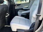 2025 Navigator Thumbnail 8