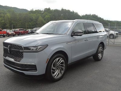 Photo of a 2025 Lincoln Navigator 4X4 Reserve 4DR SUV for sale