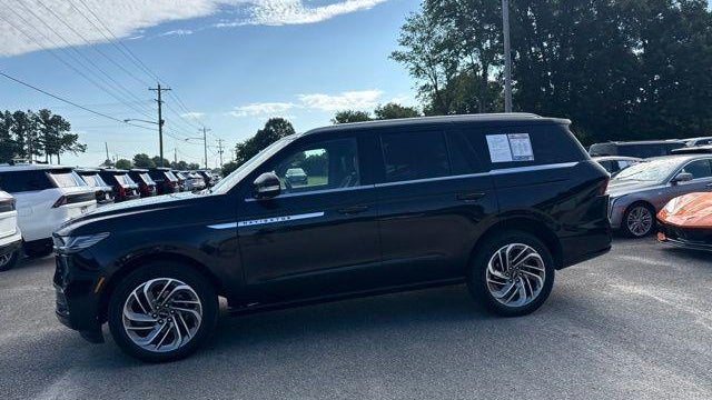 2025 Lincoln Navigator Reserve