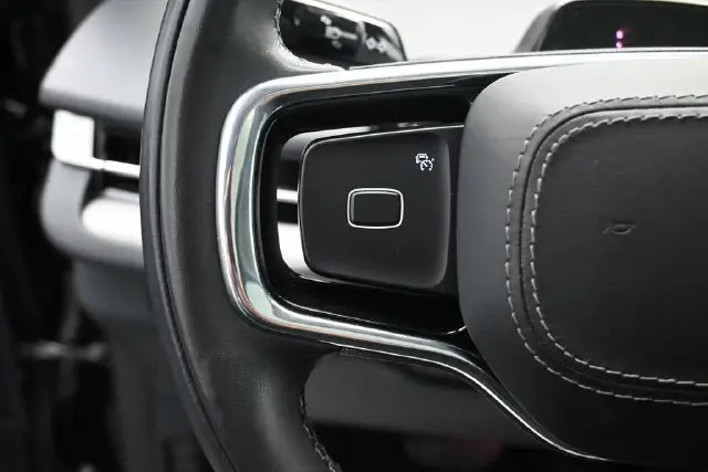 2025 Lincoln Navigator - $79,900