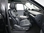 2025 Navigator Thumbnail 31