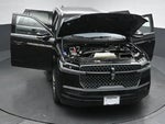 2025 Navigator Thumbnail 55