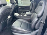 2025 Navigator Thumbnail 9