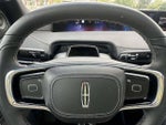 2025 Navigator Thumbnail 14