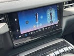 2025 Navigator Thumbnail 17