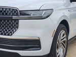 2025 Navigator Thumbnail 9