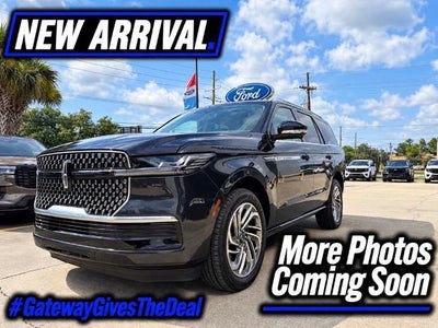 Photo of a 2026 Lincoln Navigator 4X4 Reserve 4DR SUV for sale