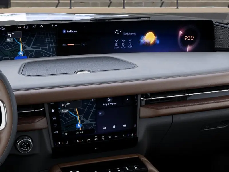 2027 Lincoln Navigator