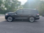 2023 Navigator Thumbnail 3