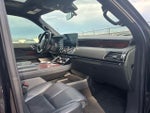 2023 Navigator Thumbnail 9