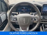 2024 Navigator Thumbnail 28