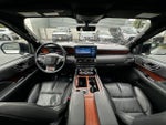 2024 Navigator Thumbnail 3