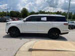 2024 Navigator Thumbnail 4