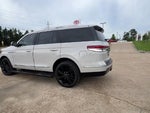 2024 Navigator Thumbnail 4