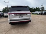 2024 Navigator Thumbnail 5
