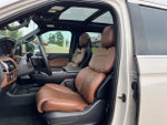 2024 Navigator Thumbnail 10