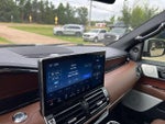 2024 Navigator Thumbnail 16