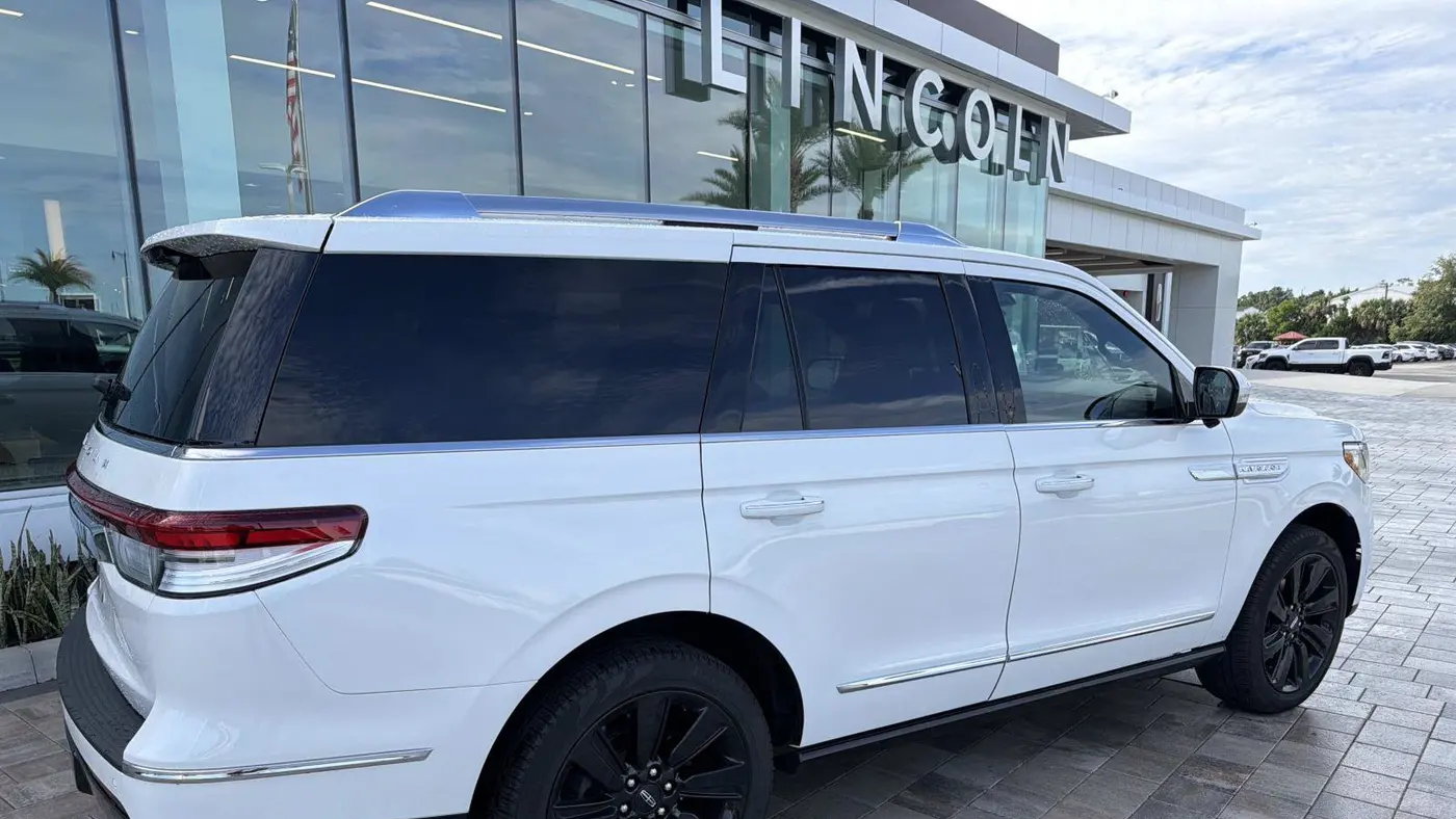 2024 Lincoln Navigator Reserve