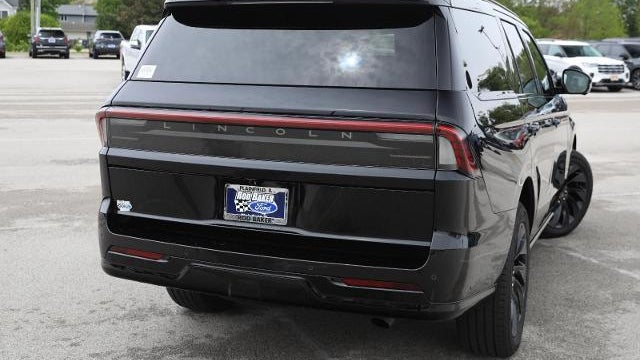 2025 Lincoln Navigator Reserve